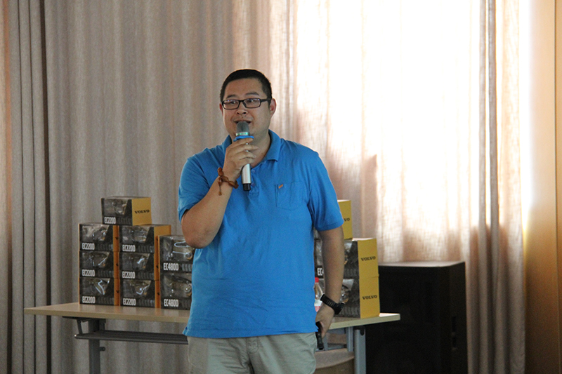 Jinan Tianye Company Sales Director Xue Chen shares sales experience.